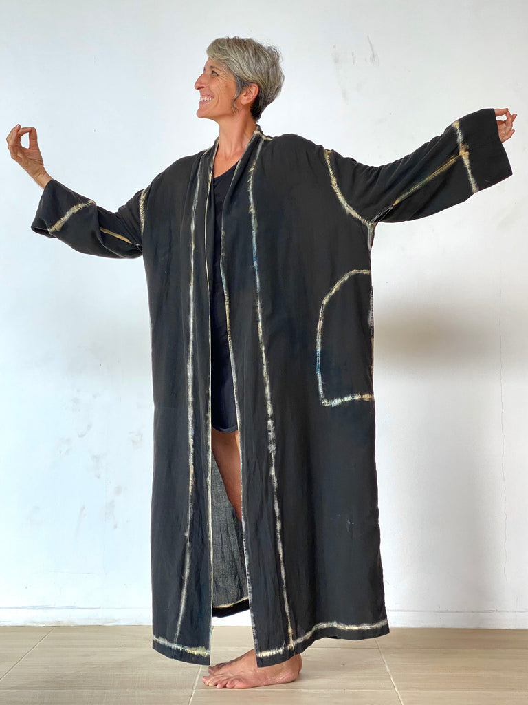 Chaz Plant Dyed Tencel Kimono Wrap | Distressed Black